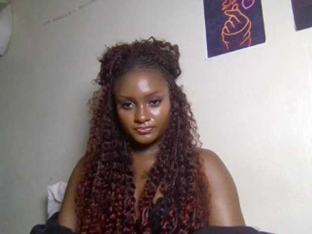 Kimzey live cam on BongaCams