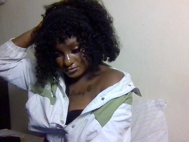 Kimzey live cam on BongaCams