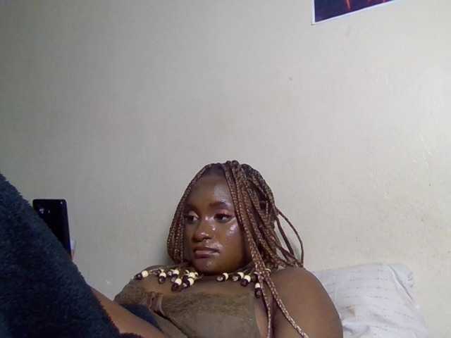 Kimzey live cam on BongaCams