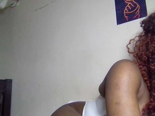Kimzey live cam on BongaCams