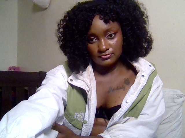 Kimzey live cam on BongaCams