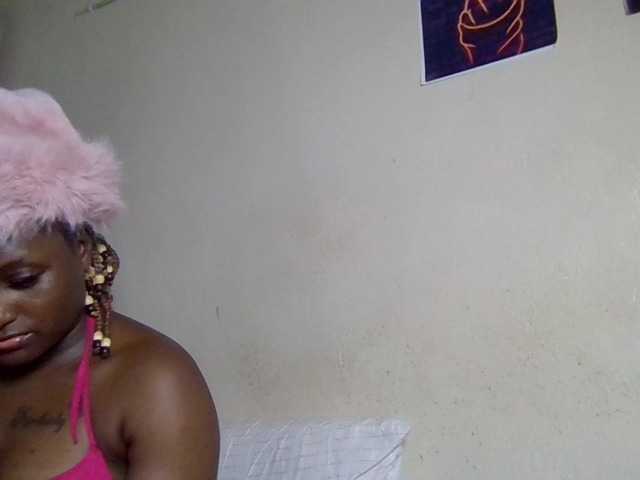 Kimzey live cam on BongaCams