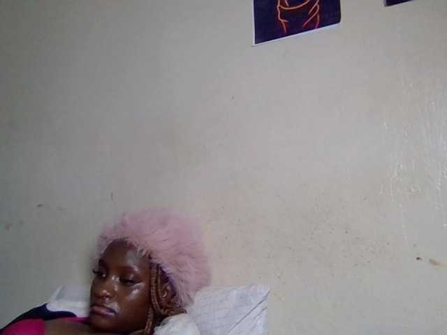 Kimzey live cam on BongaCams