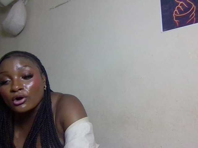 Kimzey live cam on BongaCams