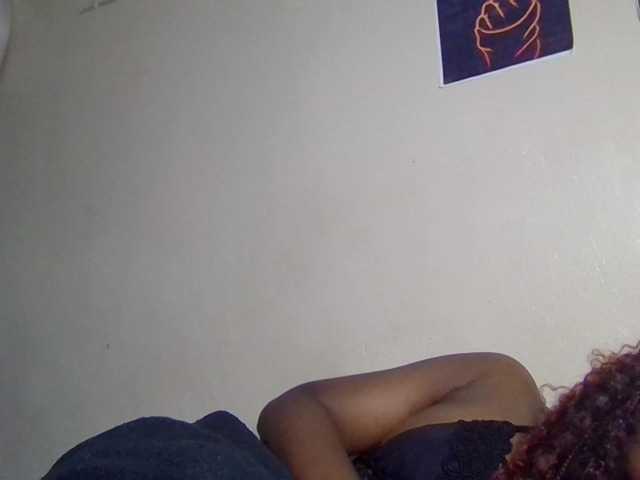 Kimzey live cam on BongaCams
