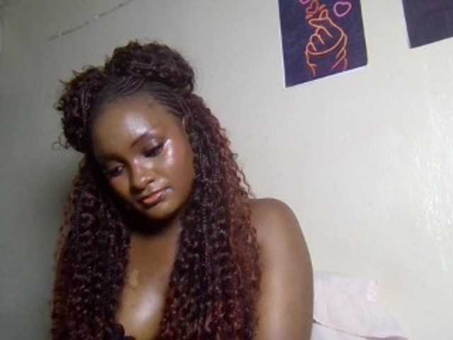 Kimzey live cam on BongaCams
