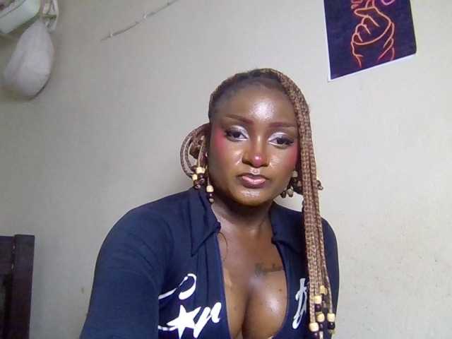 Kimzey live cam on BongaCams
