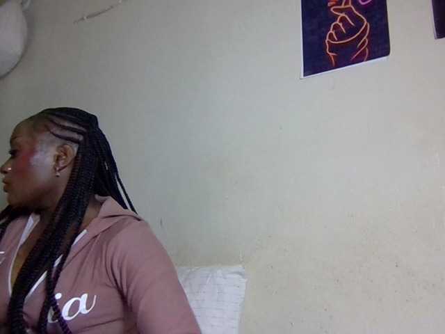 SweetKimmie live cam preview