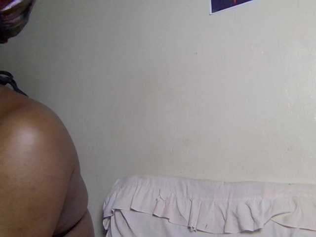 Kimzey live cam on BongaCams