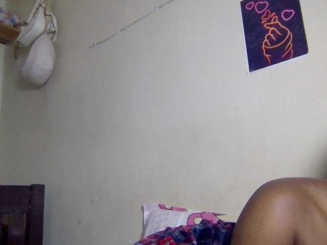 Kimzey live cam on BongaCams