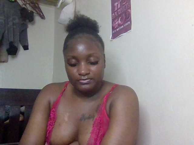 Kimzey live cam on BongaCams