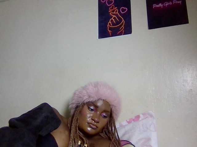 Kimzey live cam