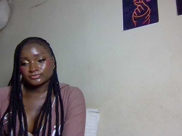Kimzey live cam on BongaCams