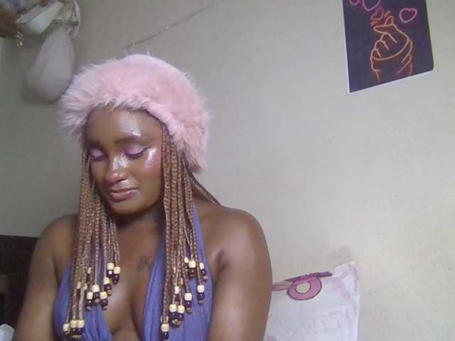 Kimzey live cam on BongaCams