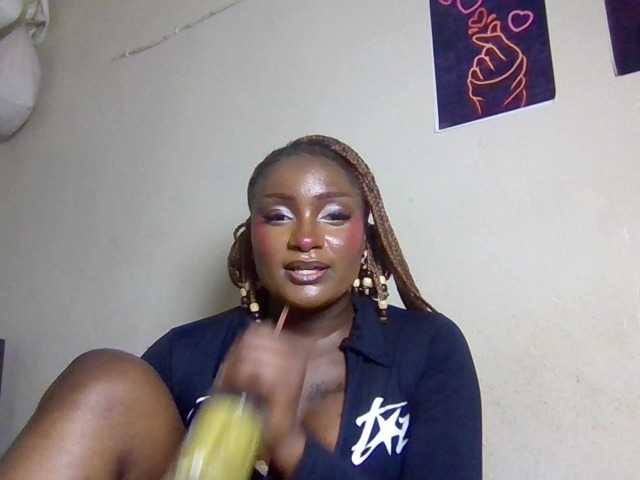 Kimzey live cam on BongaCams