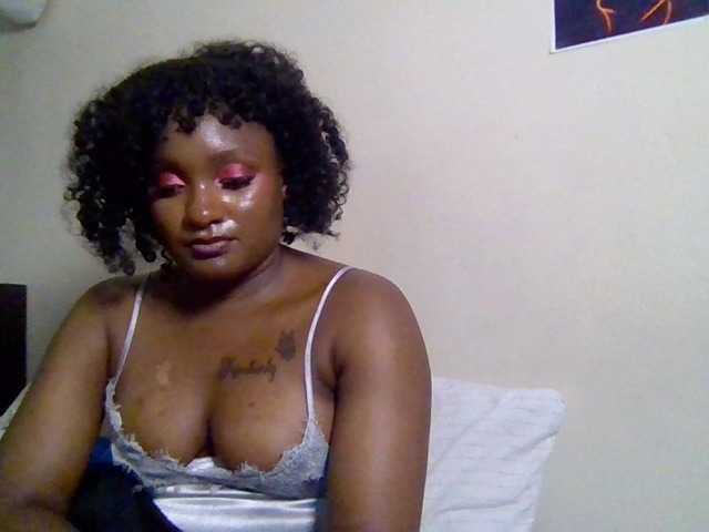 Kimzey live cam on BongaCams