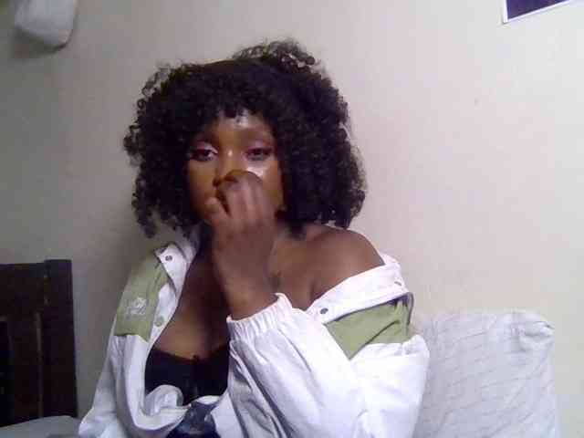 SweetKimmie webcam