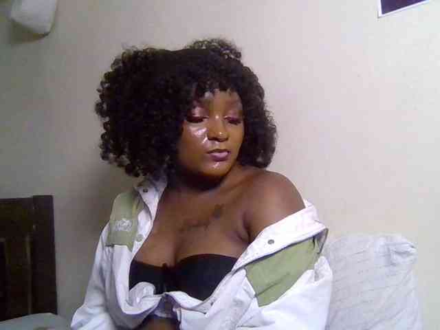 SweetKimmie webcam