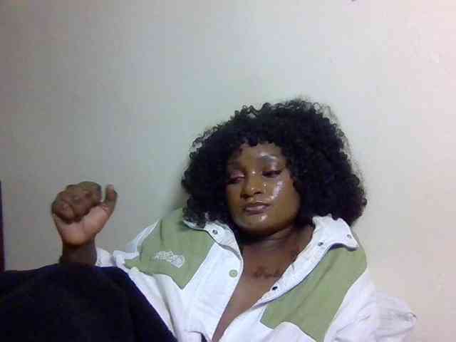 SweetKimmie webcam