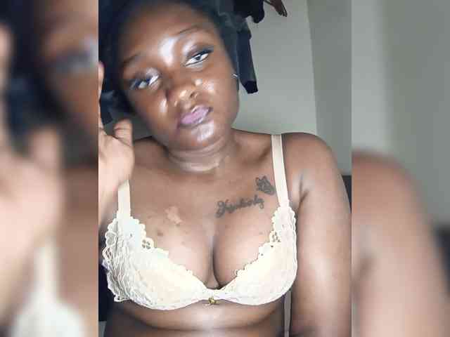 SweetKimmie webcam