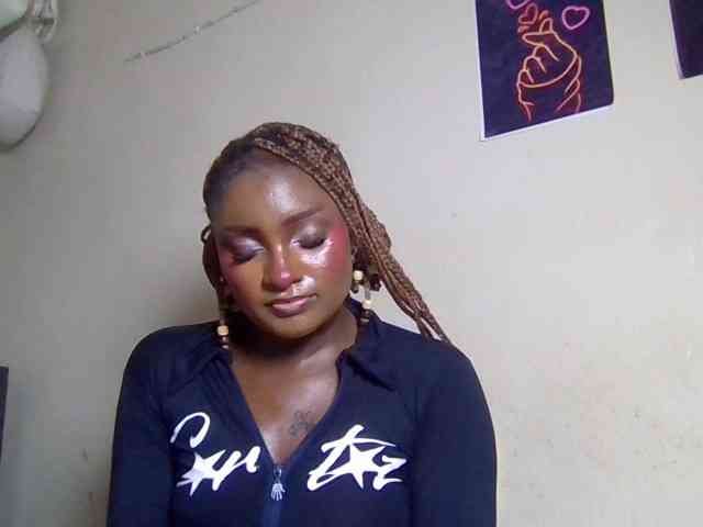 SweetKimmie webcam