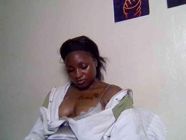 SweetKimmie webcam