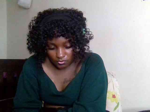 SweetKimmie webcam