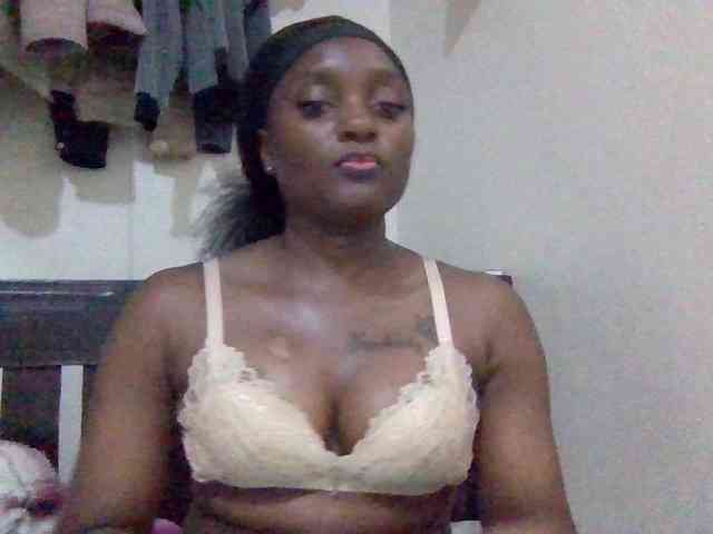 SweetKimmie webcam
