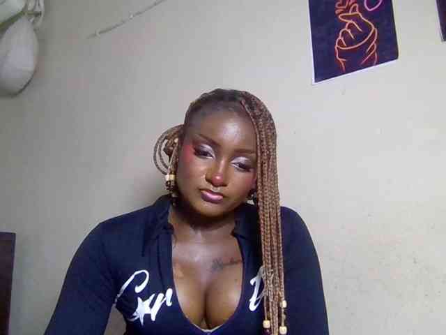 SweetKimmie webcam