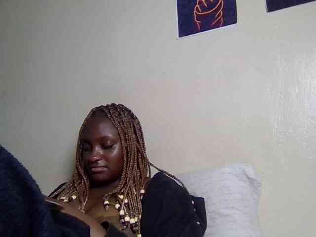 SweetKimmie webcam