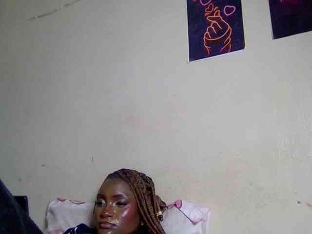 SweetKimmie webcam