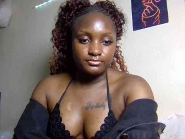 SweetKimmie webcam