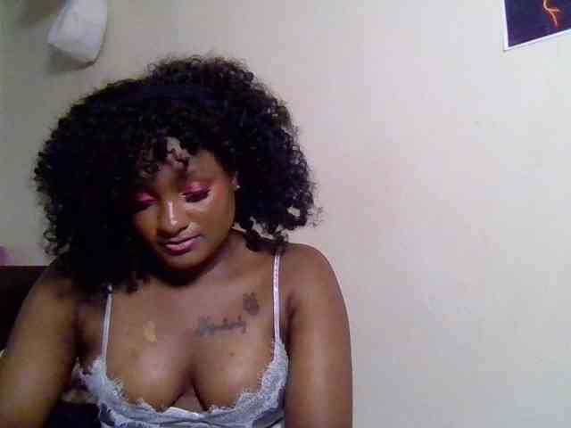 SweetKimmie webcam