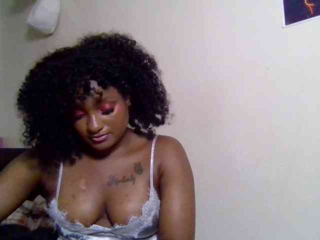 SweetKimmie webcam