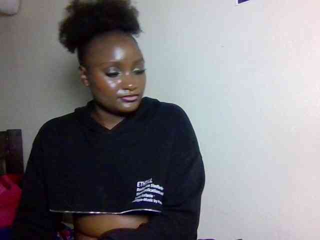 SweetKimmie webcam