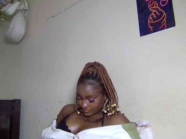 SweetKimmie webcam