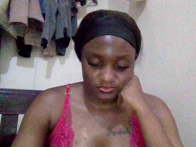 SweetKimmie webcam