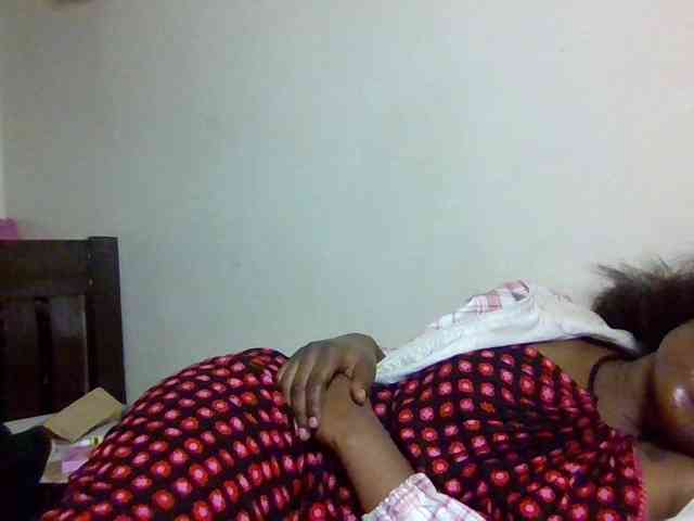 SweetKimmie webcam