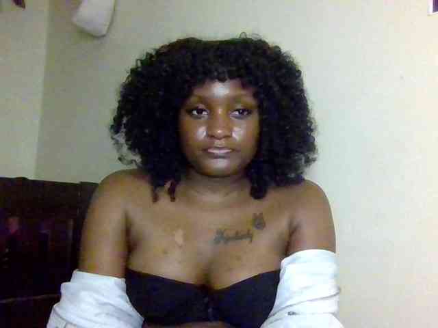 SweetKimmie webcam