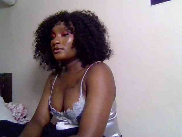 SweetKimmie webcam