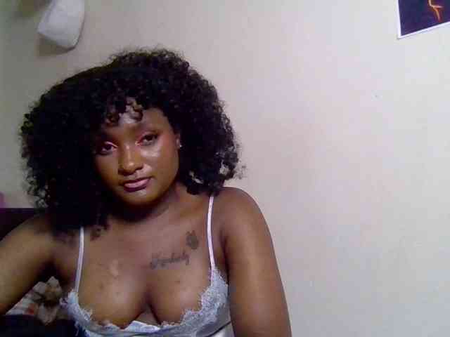 SweetKimmie webcam