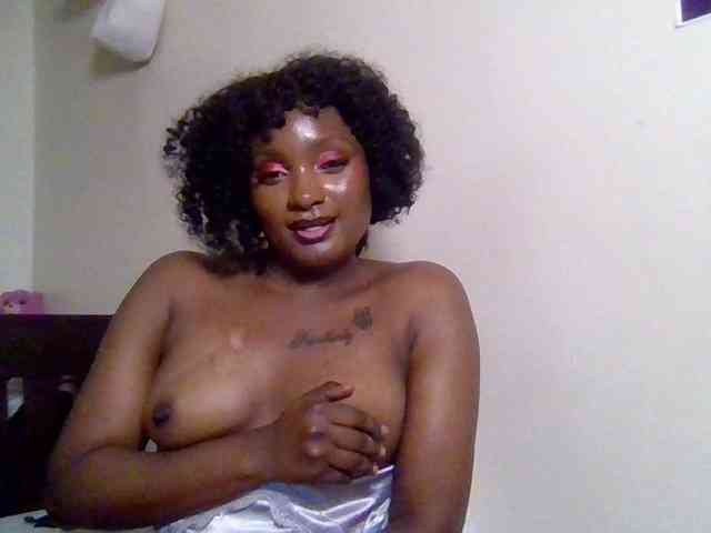 SweetKimmie webcam