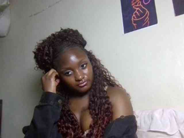 SweetKimmie webcam