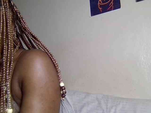 SweetKimmie webcam