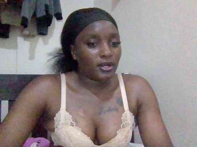 SweetKimmie webcam