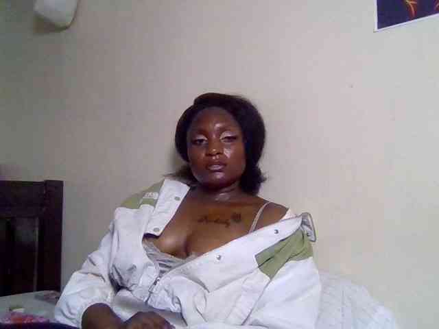 SweetKimmie webcam