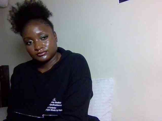SweetKimmie webcam