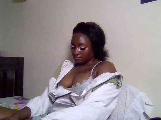 SweetKimmie webcam