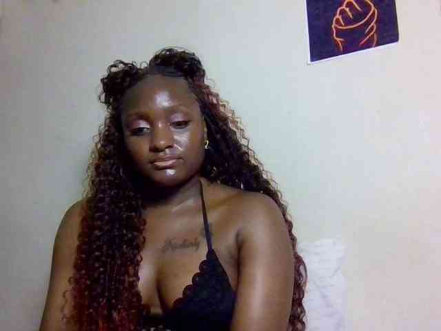 SweetKimmie webcam
