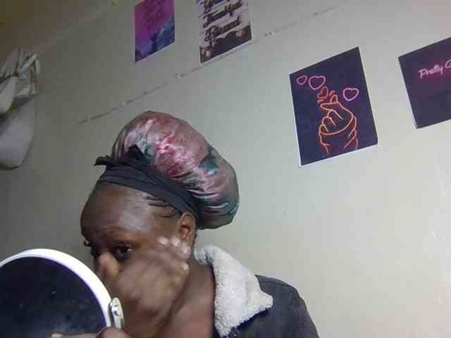 SweetKimmie webcam